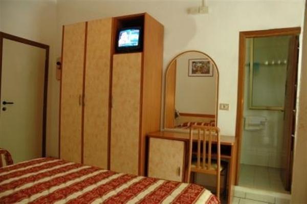 Hotel Roma Residenza Cervia Extérieur photo